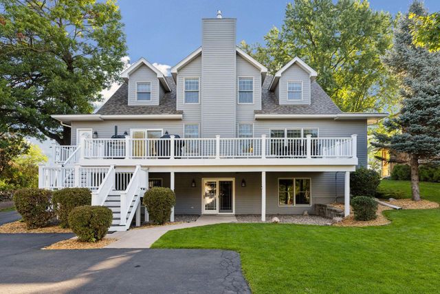 5371 W Bald Eagle Boulevard, White Bear Twp, MN 55110