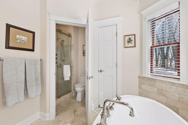 5371 W Bald Eagle Boulevard, White Bear Twp, MN 55110