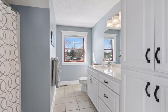 5371 W Bald Eagle Boulevard, White Bear Twp, MN 55110