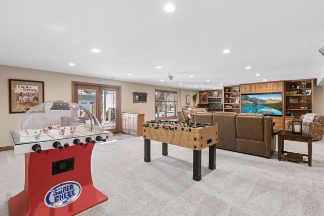 5371 W Bald Eagle Boulevard, White Bear Twp, MN 55110