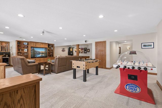 5371 W Bald Eagle Boulevard, White Bear Twp, MN 55110