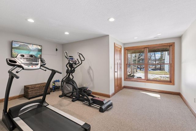 5371 W Bald Eagle Boulevard, White Bear Twp, MN 55110