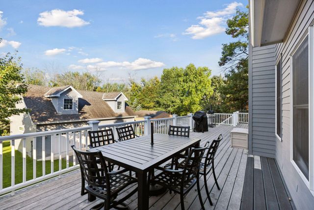 5371 W Bald Eagle Boulevard, White Bear Twp, MN 55110