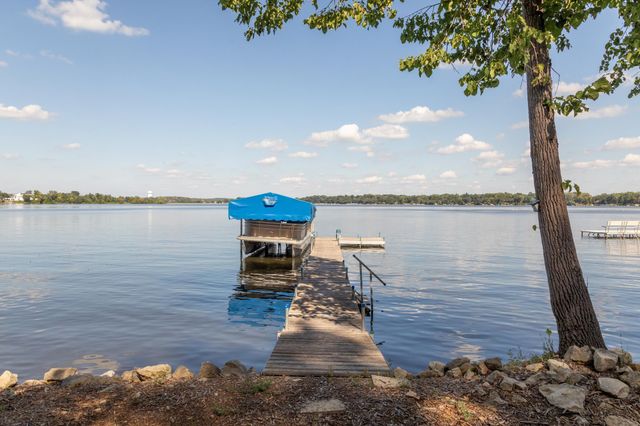 5371 W Bald Eagle Boulevard, White Bear Twp, MN 55110