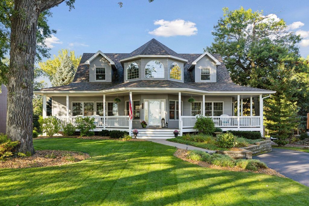 5371 W Bald Eagle Boulevard, White Bear Twp, MN 55110