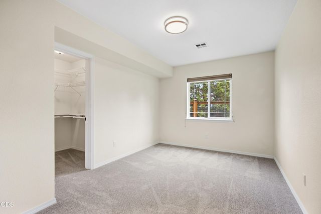 2504 SW 32nd Street, Redmond, OR 97756