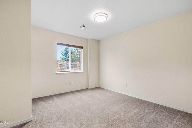 2504 SW 32nd Street, Redmond, OR 97756