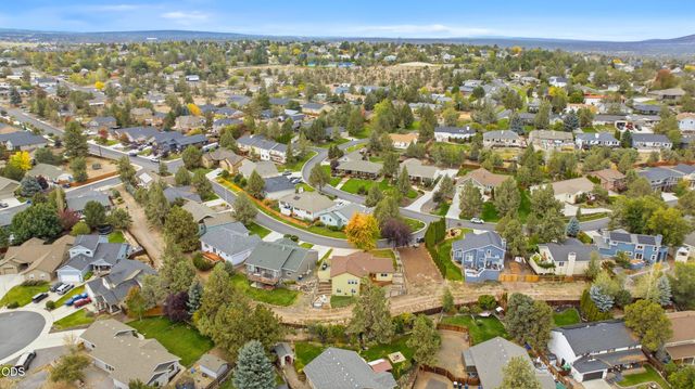 2504 SW 32nd Street, Redmond, OR 97756