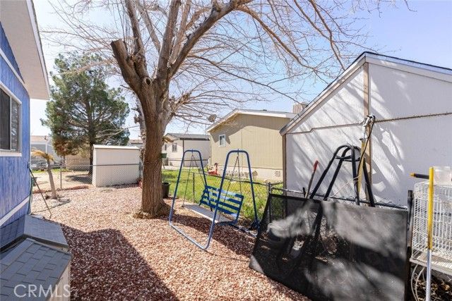 2330 E Avenue J8 121, Lancaster, CA 93535