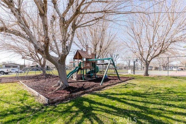 2330 E Avenue J8 121, Lancaster, CA 93535