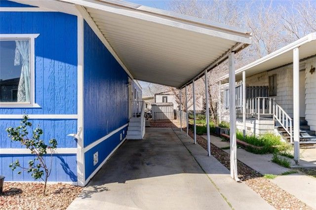 2330 E Avenue J8 121, Lancaster, CA 93535