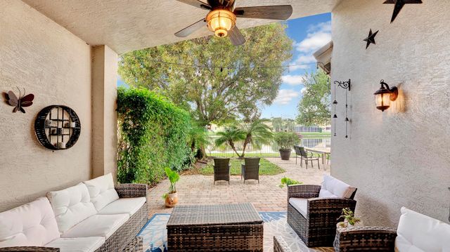 7373 Via Leonardo, Lake Worth, FL 33467