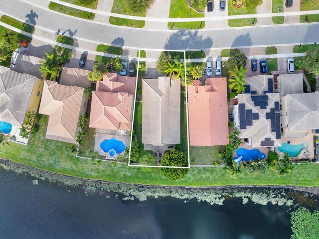 7373 Via Leonardo, Lake Worth, FL 33467