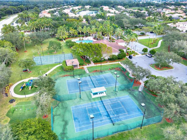 7373 Via Leonardo, Lake Worth, FL 33467