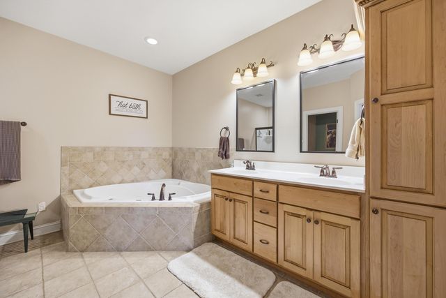 1045 Scenic Garden, Lawrenceburg, KY 40342