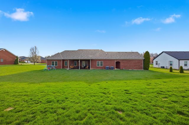 1045 Scenic Garden, Lawrenceburg, KY 40342