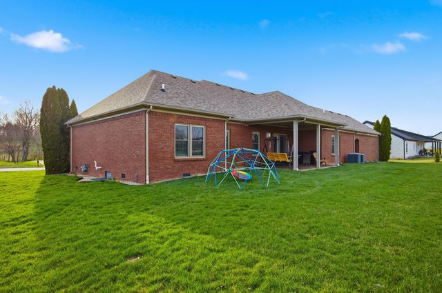 1045 Scenic Garden, Lawrenceburg, KY 40342