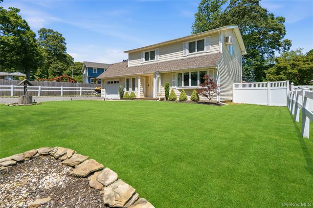 115 Patchogue Drive, Rocky Point, NY 11778