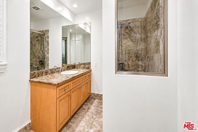 713 FOOTHILL Road, Beverly Hills, CA 90210