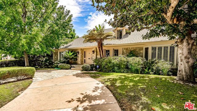 713 FOOTHILL Road, Beverly Hills, CA 90210
