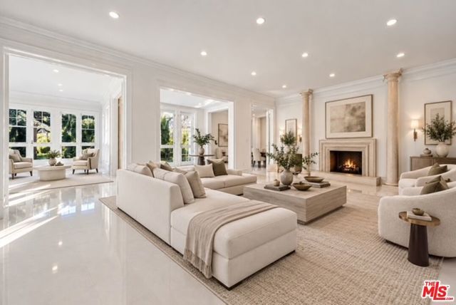 713 FOOTHILL Road, Beverly Hills, CA 90210