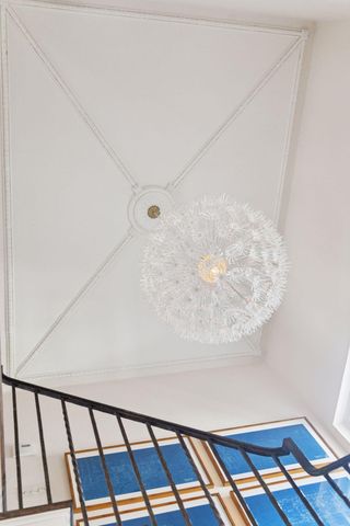 2308 W Lake Of The Isles Parkway, Minneapolis, MN 55405