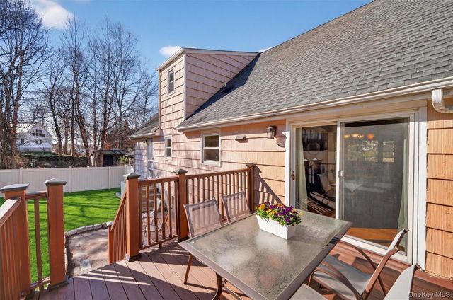 82 Taxter Road, Irvington, NY 10533