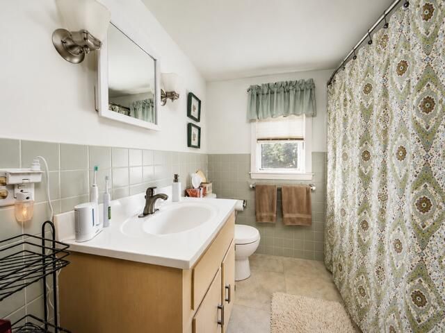 25 Bakers Drive, Harwich, MA 02645