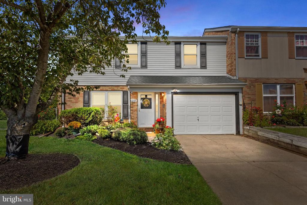 6257 NATHAN HALE CT, Bensalem, PA 19020