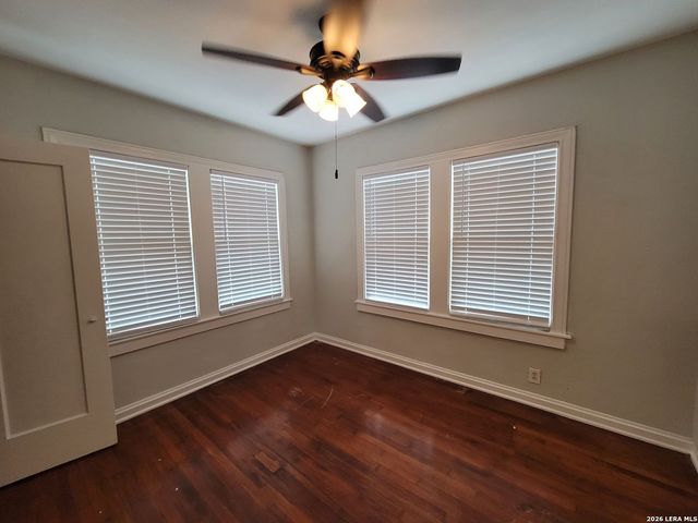 1802 W Gramercy Pl Apt 2, San Antonio, TX 78201