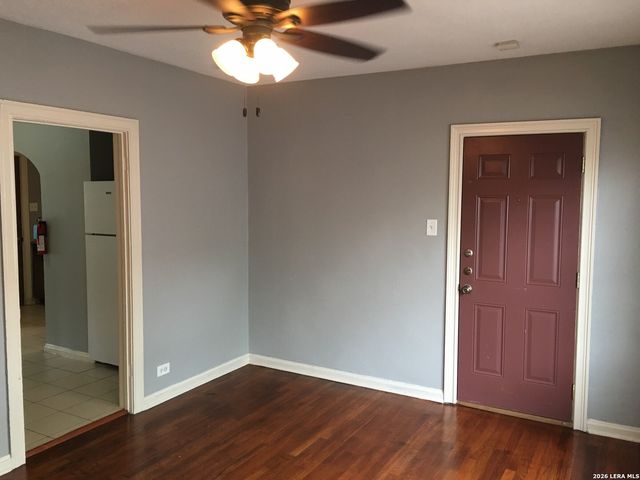 1802 W Gramercy Pl Apt 2, San Antonio, TX 78201