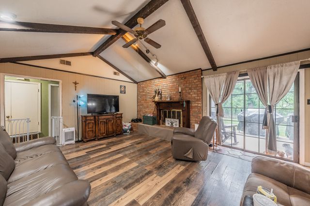 491 Elbow Court, Weatherford, TX 76087