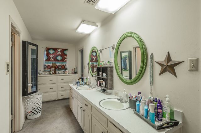 491 Elbow Court, Weatherford, TX 76087