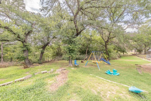 491 Elbow Court, Weatherford, TX 76087