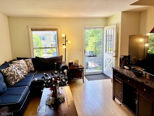 108 N Bridge St, Somerville Boro, NJ 08876