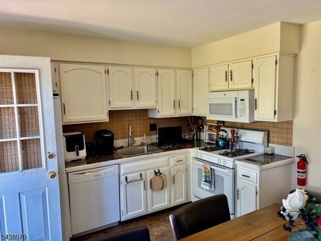 108 N Bridge St, Somerville Boro, NJ 08876