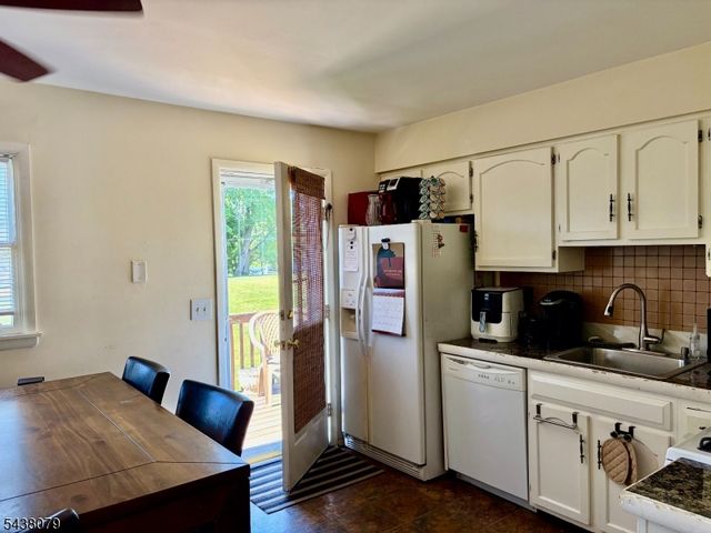108 N Bridge St, Somerville Boro, NJ 08876