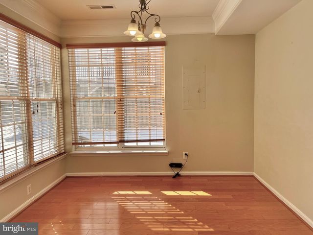 12313 TANALIAN FALLS LN, Bristow, VA 20136