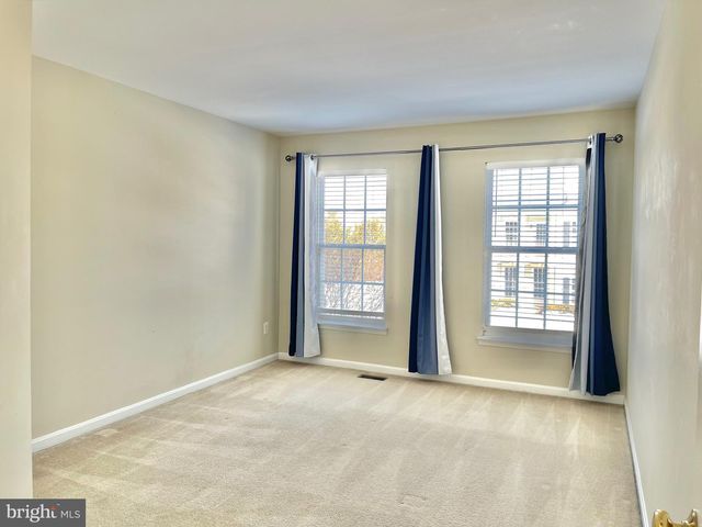 12313 TANALIAN FALLS LN, Bristow, VA 20136