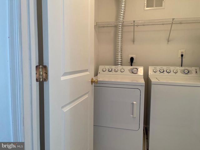 12313 TANALIAN FALLS LN, Bristow, VA 20136