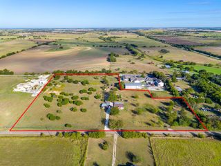 6270 Woodard Avenue, Cleburne, TX 76033