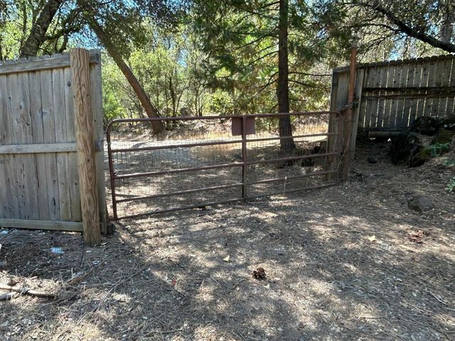 9153 Manzanita Ln, Oregon House, CA 95962