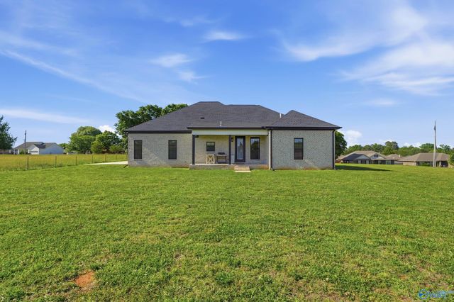 28062 Nuke Whitt Lane, Ardmore, AL 35739