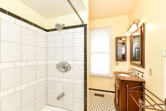 1254 Maple Avenue, Noblesville, IN 46060