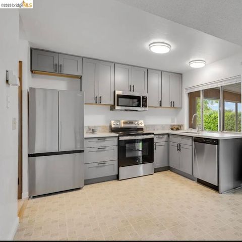 341 Inverness Drive, Vallejo, CA 94589