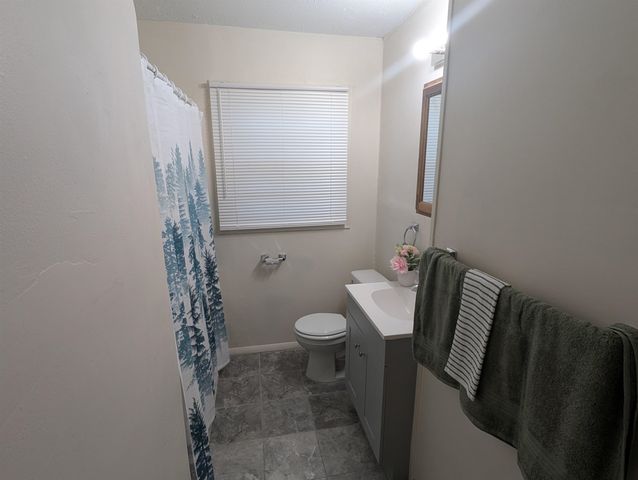 4325 S Dover, Wichita, KS 67216