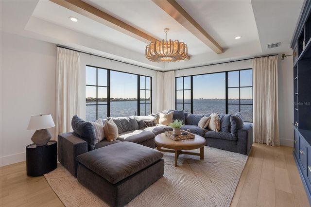 628 REGATTA WAY, Bradenton, FL 34208