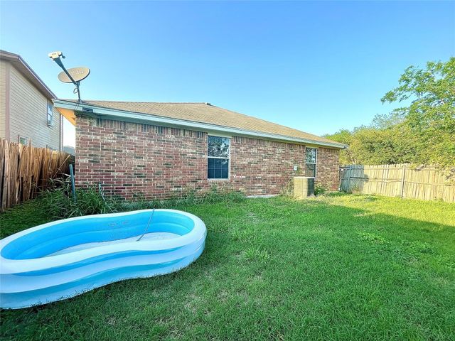 5301 Joshua Court, Sansom Park, TX 76114