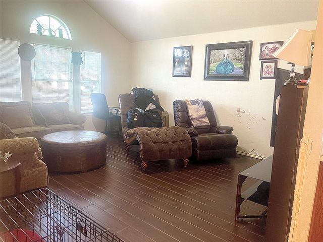 5301 Joshua Court, Sansom Park, TX 76114