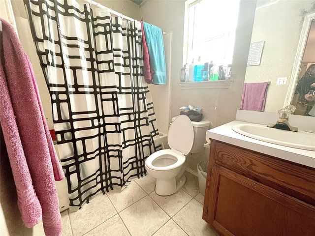 5301 Joshua Court, Sansom Park, TX 76114